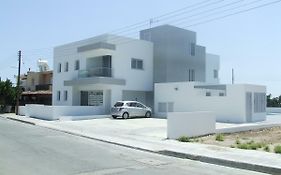 Tico Court Apartments